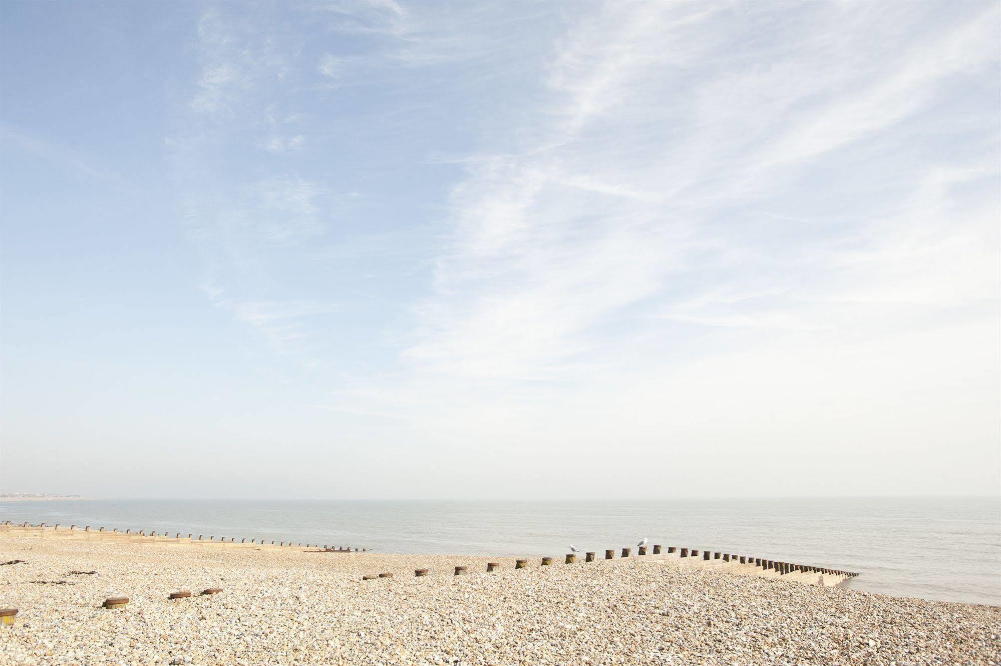 Shore View Hotel Eastbourne Exteriör bild